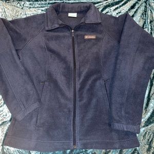Woman’s Columbia zip fleece